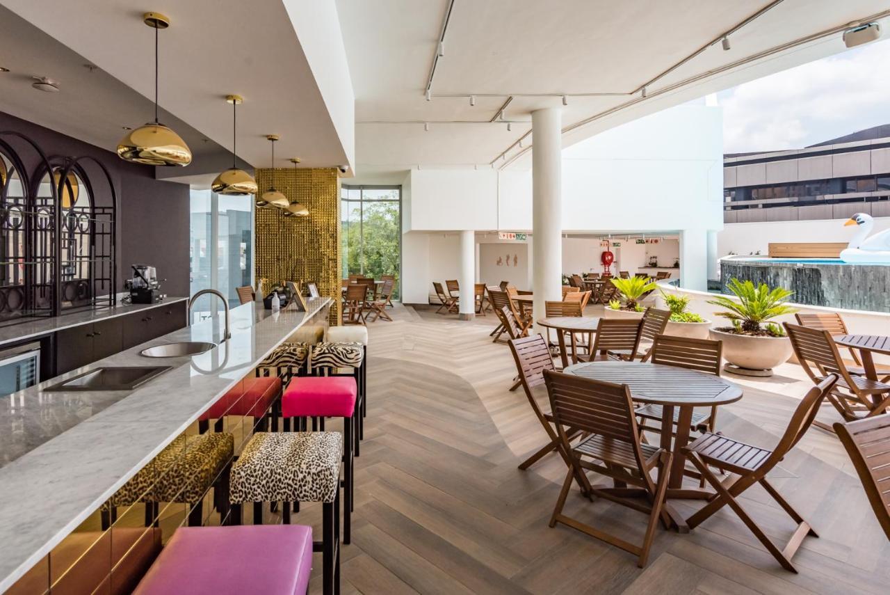 Hotel Sky Sandton جوهانسبورغ المظهر الخارجي الصورة