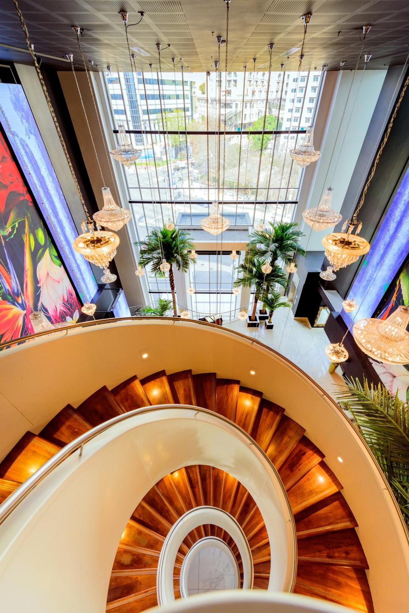 Hotel Sky Sandton جوهانسبورغ المظهر الخارجي الصورة