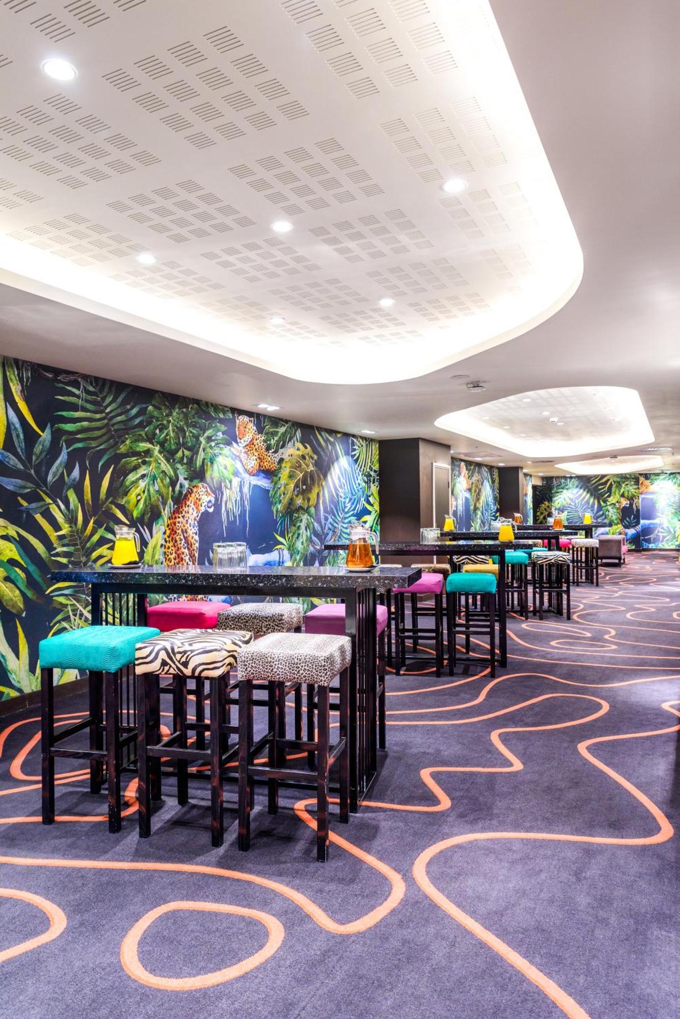 Hotel Sky Sandton جوهانسبورغ المظهر الخارجي الصورة