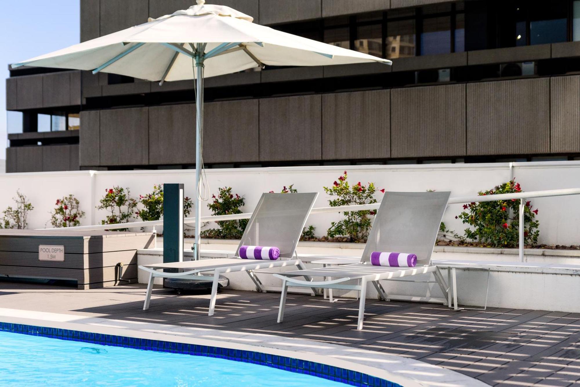 Hotel Sky Sandton جوهانسبورغ المظهر الخارجي الصورة